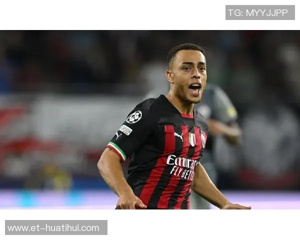 德斯特:加盟米兰时机不对我在球队中没有位置,但没有遗憾 德斯特:加盟米兰时机不对我在球队中没有位置,但没有遗憾